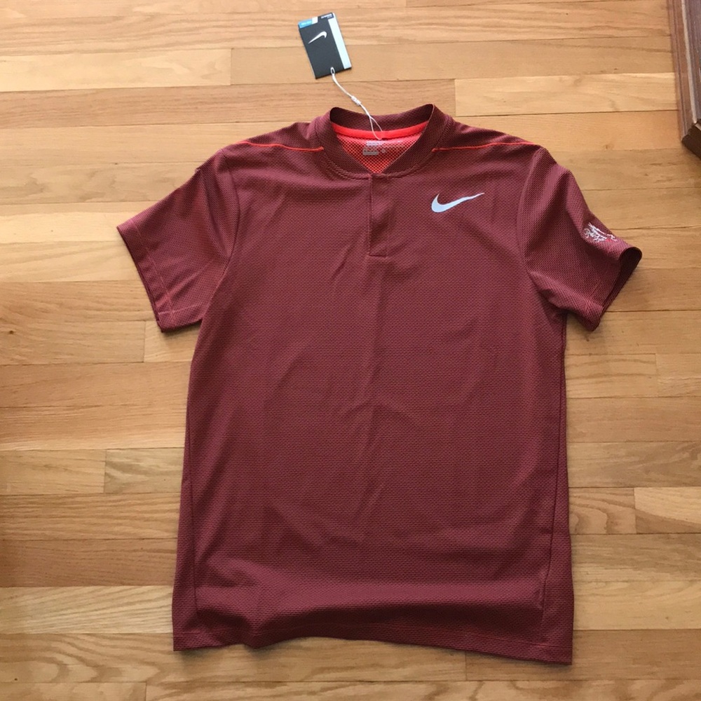 Men’s Medium Dri-Fit  Nike Golf pull over